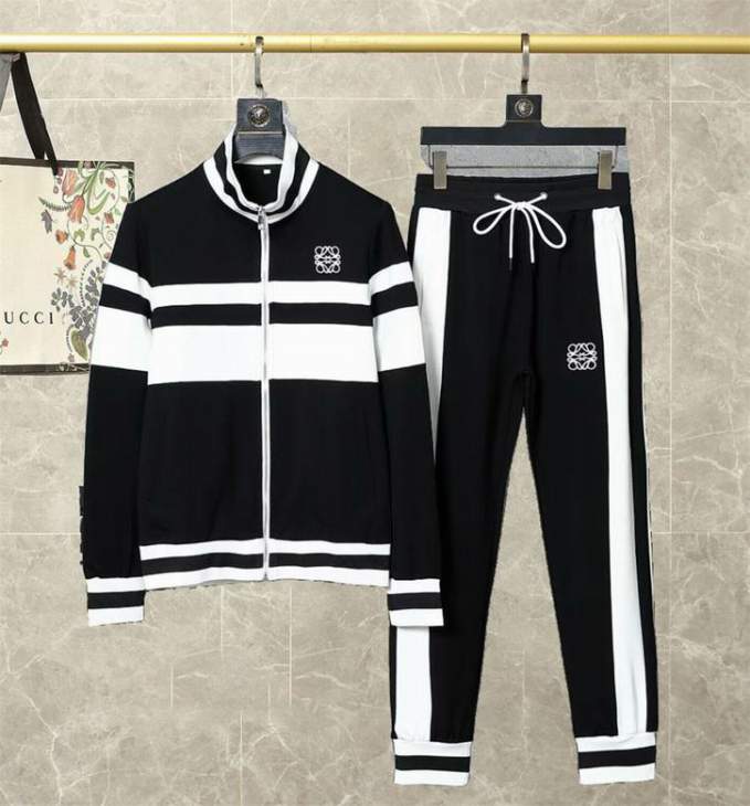 Picture of Loewe Sweater Suits _SKULoeweM-3XL12yn1040609